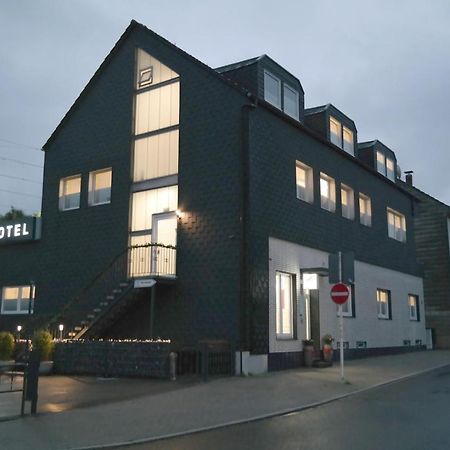 Minsu Hotel ミュルハイム・アン・デア・ルール エクステリア 写真