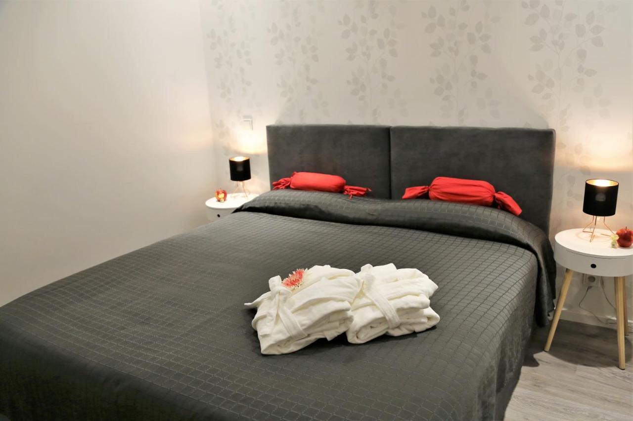 Minsu Hotel ミュルハイム・アン・デア・ルール エクステリア 写真
