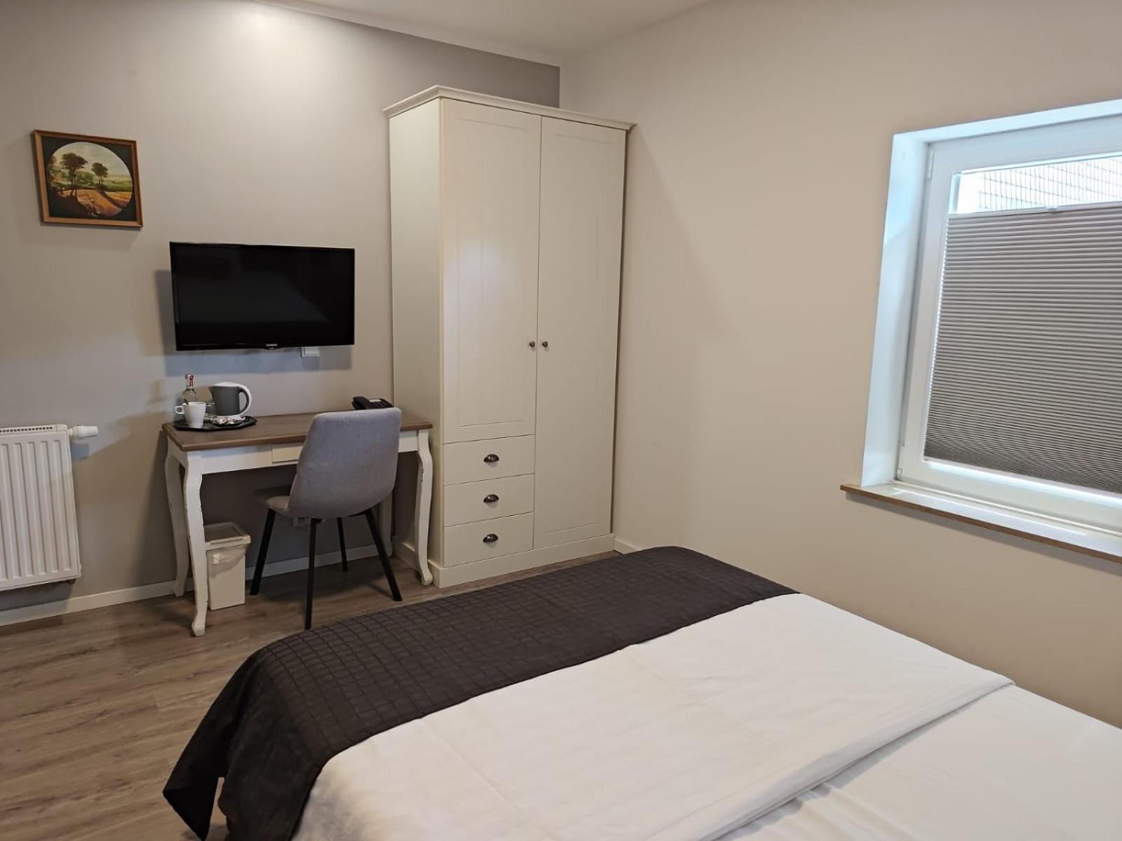 Minsu Hotel ミュルハイム・アン・デア・ルール エクステリア 写真